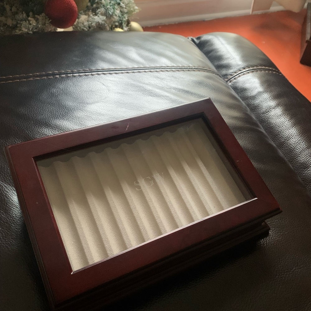 Point of View Pen Case